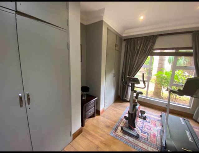 4 BEDROOM HOUSE FOR SALE IN CLUBVILLE